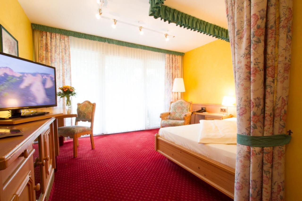 Hotel Pfalzblick Dahn Εξωτερικό φωτογραφία